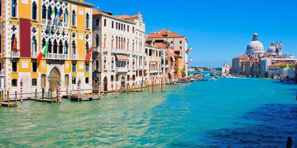 Voyage vers Venise en passant par la Suisse