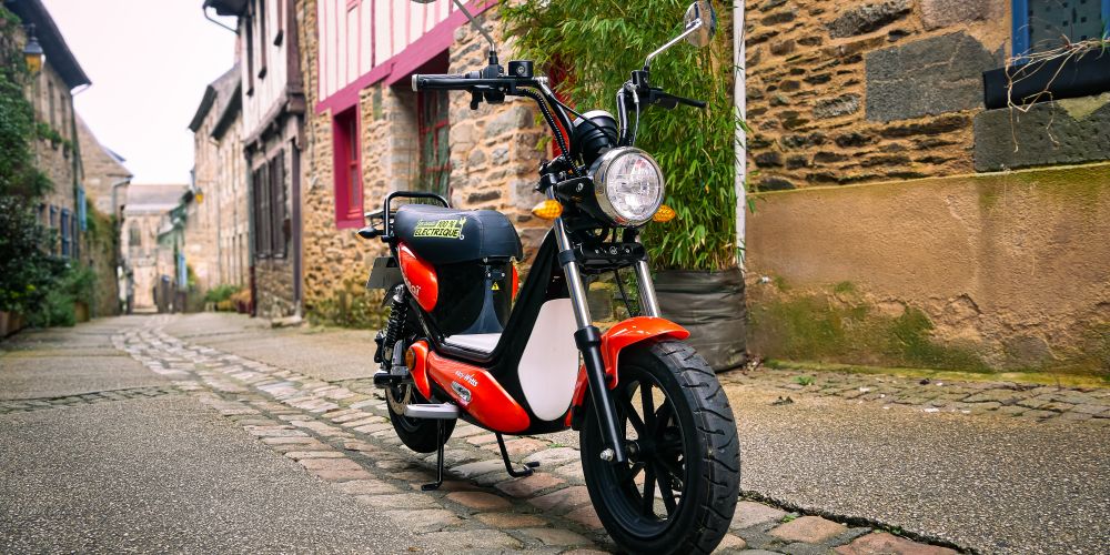 easy-Watts Motorcycles propose au marché français des 2-roues électriques