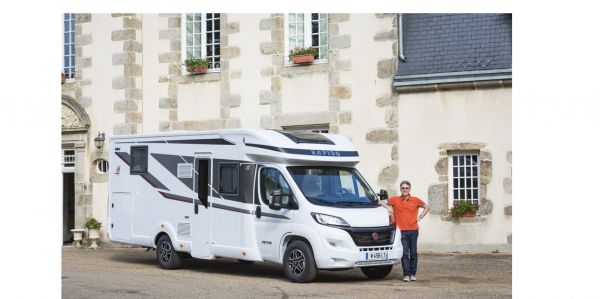 visuel Des camping-cars suréquipés Ultimate Line chez Rapido